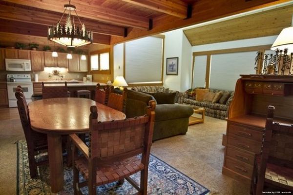 Hotel ARROWHEAD BY RESORT PROPERTY MANAGEMENT (Big Sky)